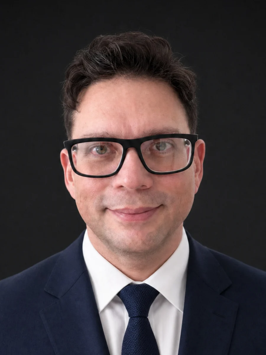 Jorge Lau, Axis Mundi co-founder focused on commercial leadership and market development.